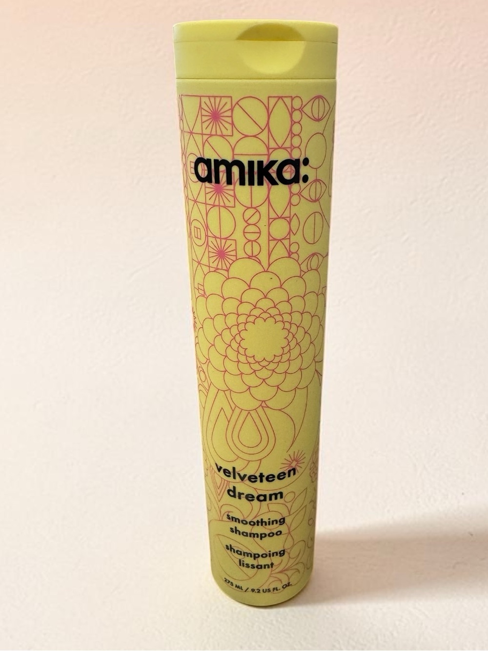 Amika - Velveteen Dream Smoothing Shampoo 9.2oz BRAND NEW